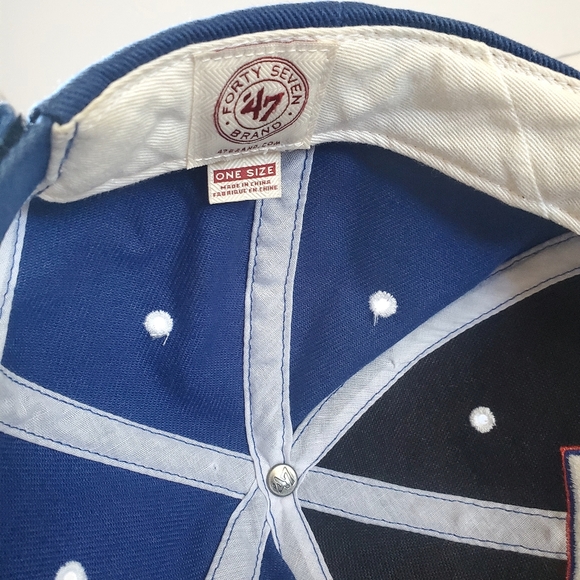 Set Of TwoTexas Rangers Baseball Caps Size XL and One Size - Picture 10 of 10